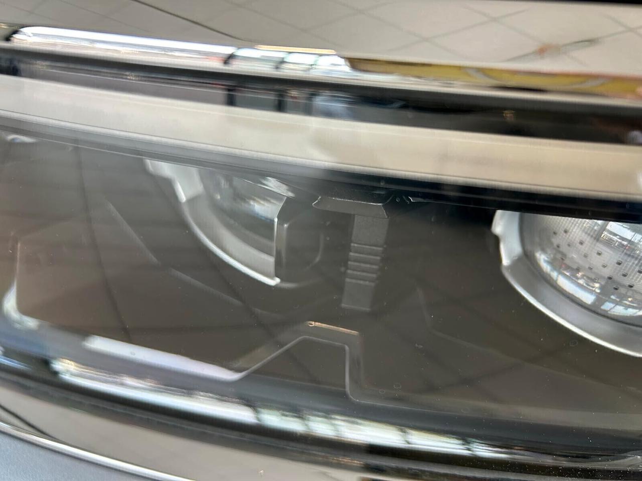 Opel Grandland BUSINESS ELEGANCE 1.5 diesel Ecotec aut. SPOTICAR