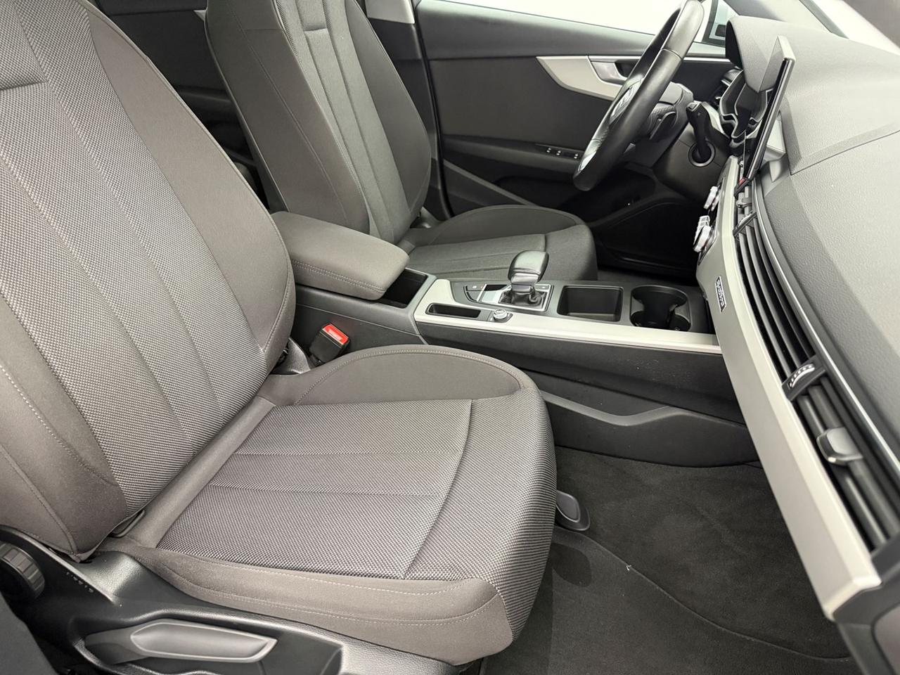 AUDI A4 V 2019 Avant A4 Avant 40 2.0 tdi mhev Business quattro 204cv s-tronic