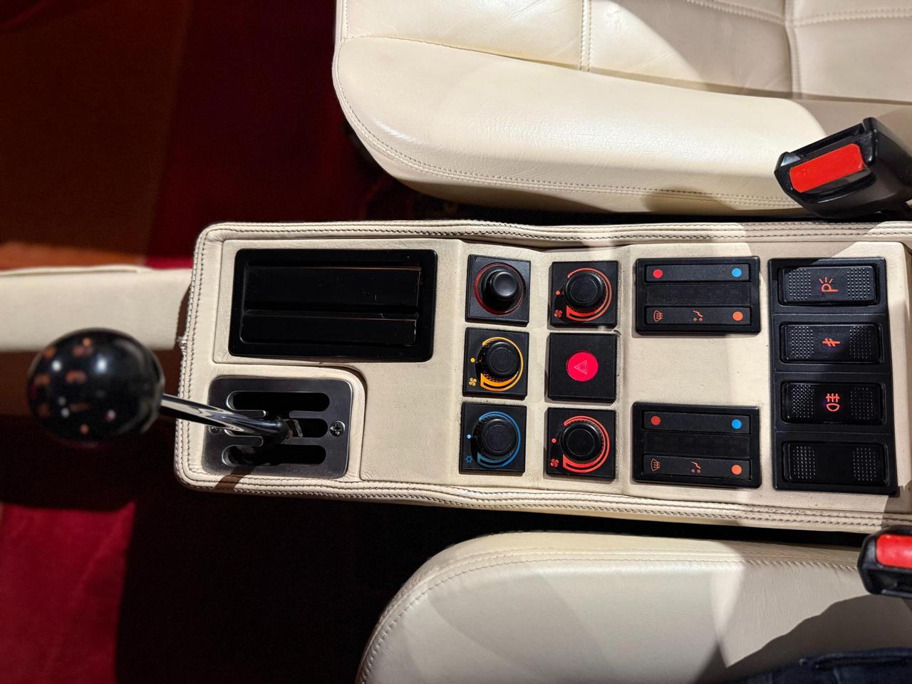 Ferrari 208 GTB 208 2.0 turbo INTERCOOLER GTB 254cv