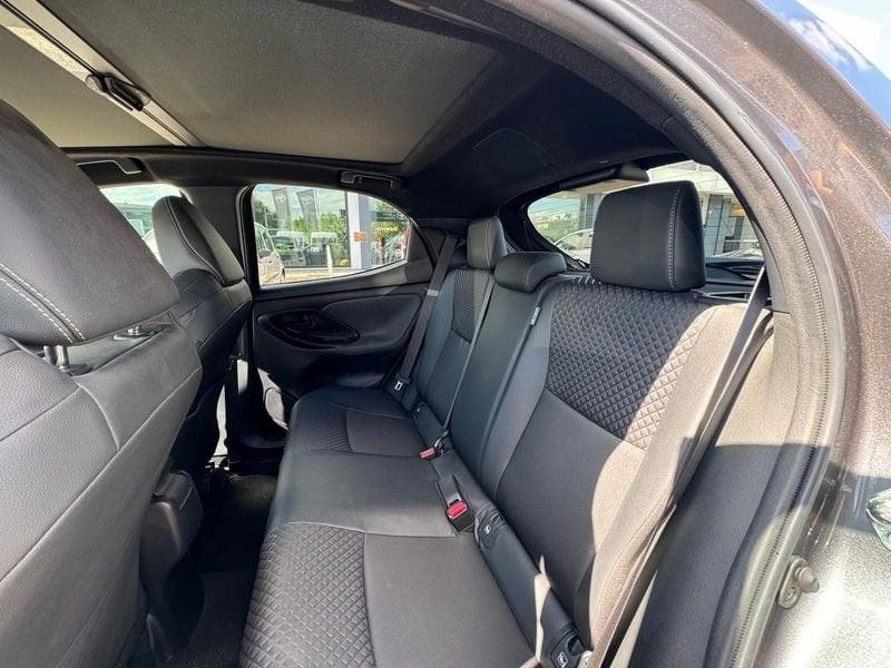 Toyota Yaris Hybrid Lounge MY21