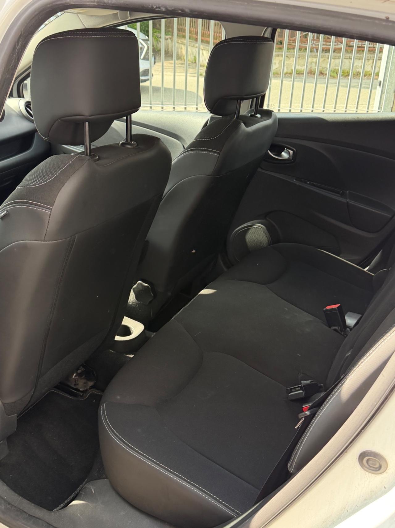 Renault Clio 0.9 TCe 12V 90CV 5 porte Costume National