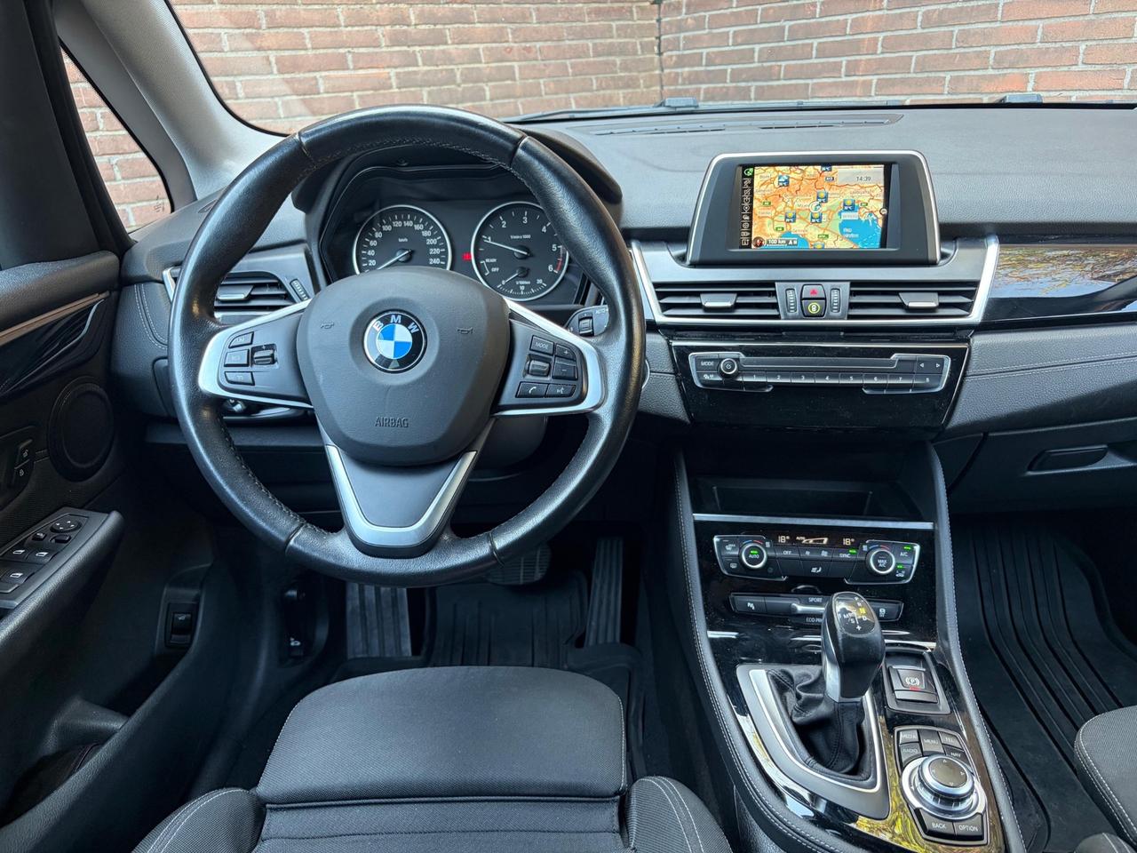 Bmw 2er Active Tourer 218d Luxury