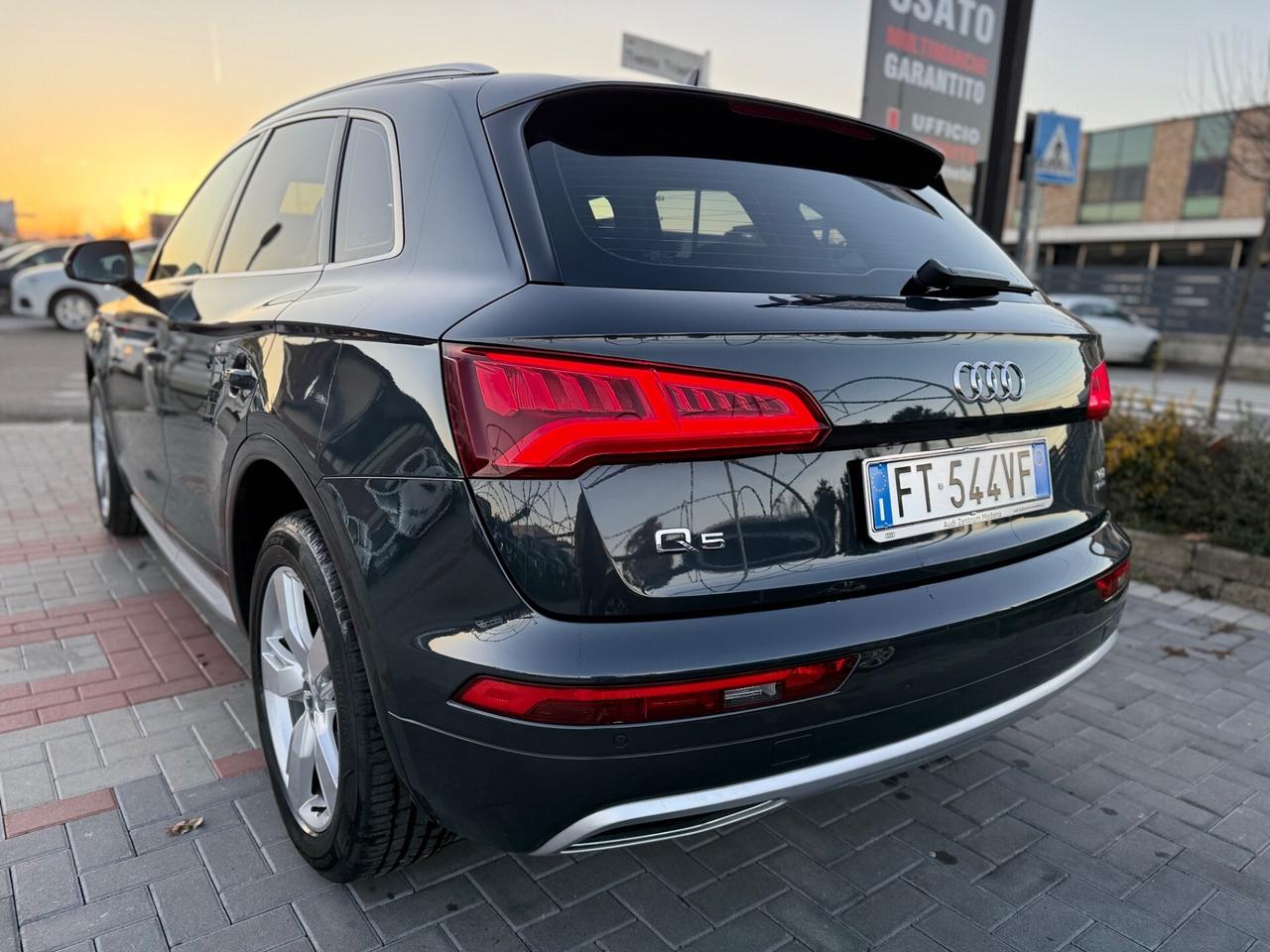 Audi Q5 2.0 TDI 190 CV quattro VIRTUAL°IVA ESPOSTA