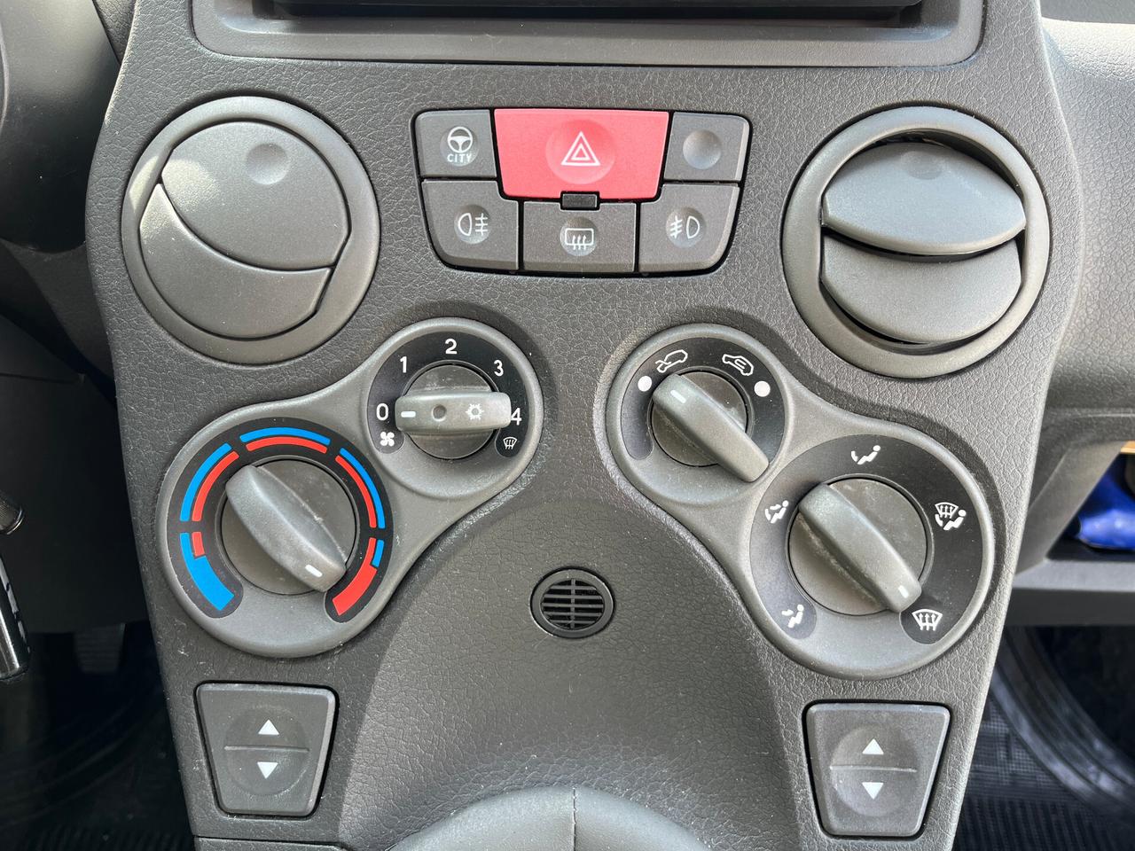 Fiat Panda 1.4 77cv Benzina - Metano 2012