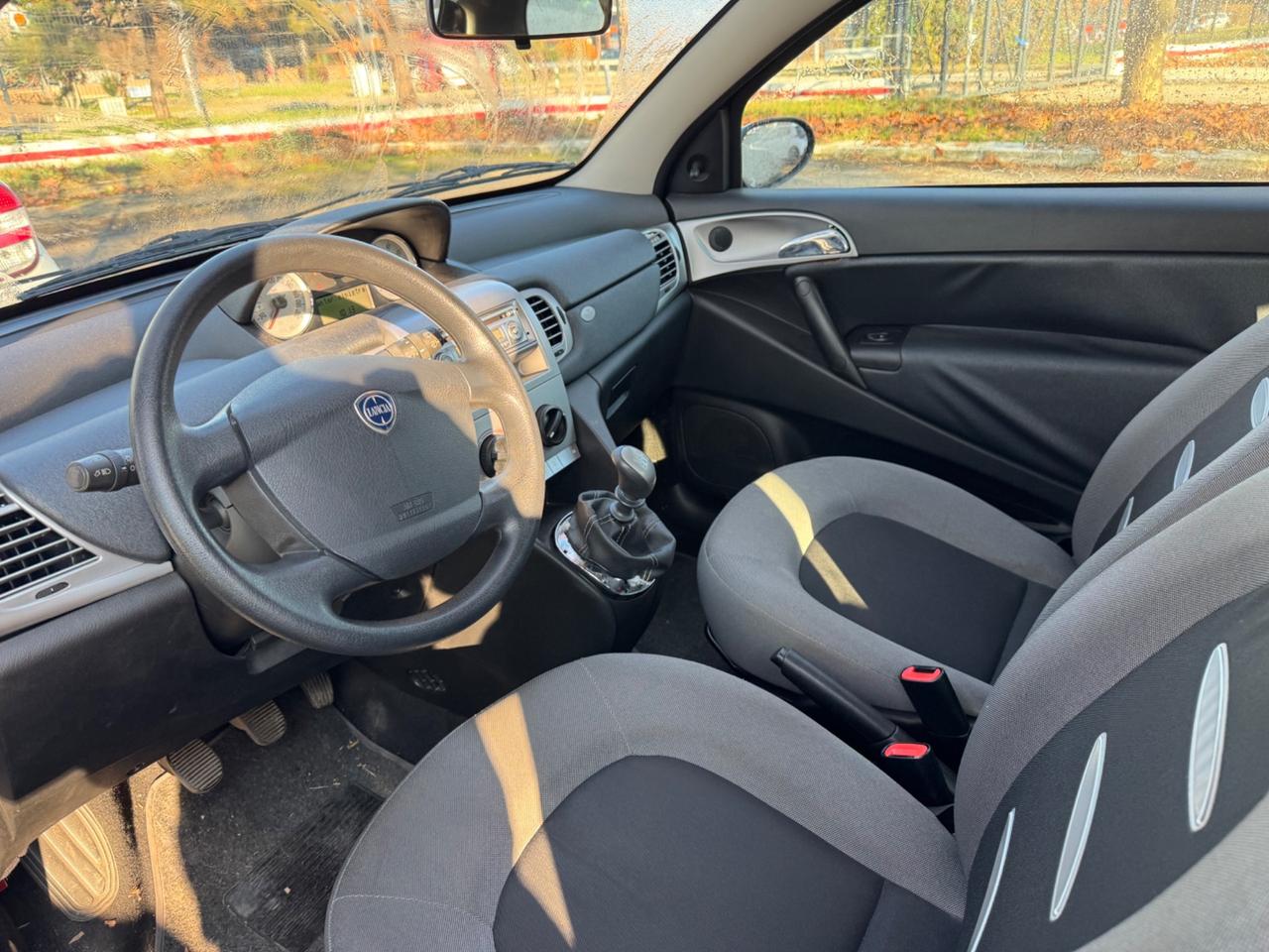 Lancia Ypsilon 1.2 Argento