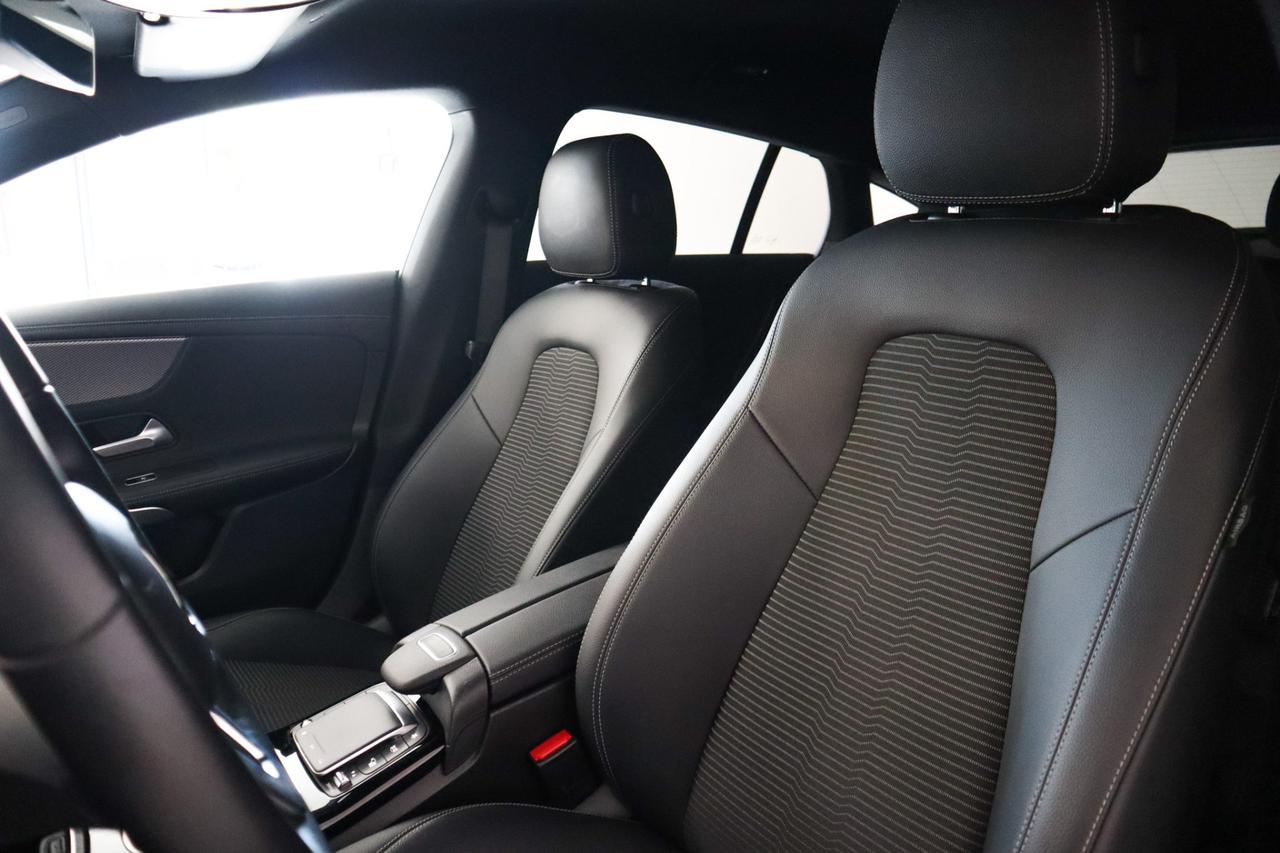 Mercedes-Benz CLA 180 180 Sport