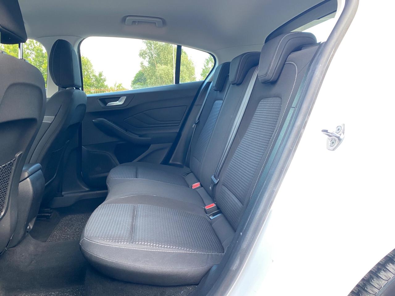 Ford Focus Berlina 1.5 120 CV automatico 5p. Business Co-Pilot