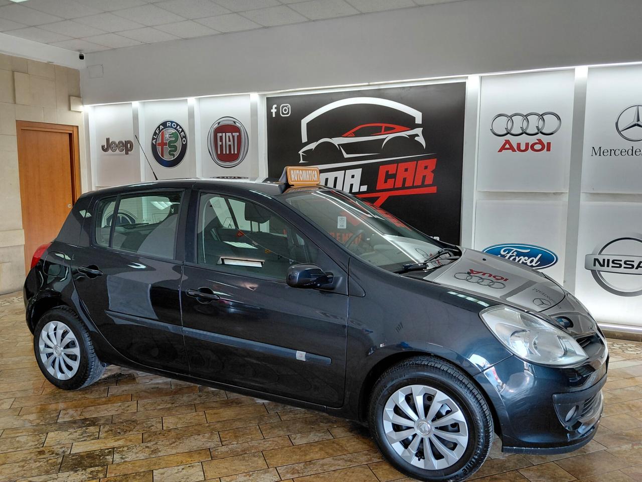 Renault Clio 1.2 16V CAMBIO AUTOMATICO