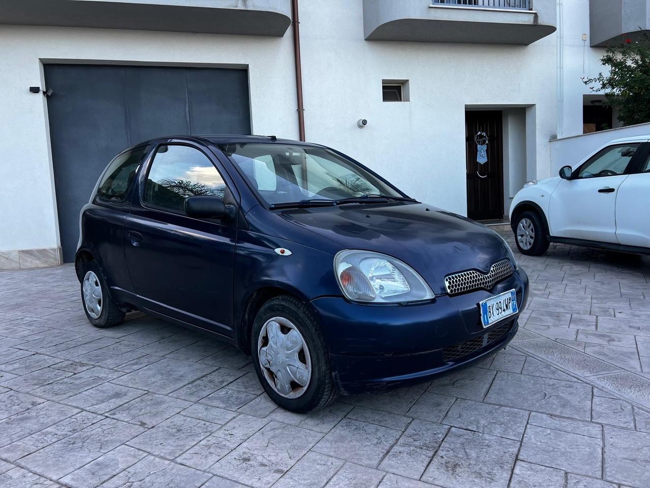 Toyota Yaris 1.3i 16V cat 3 porte aut. Sol