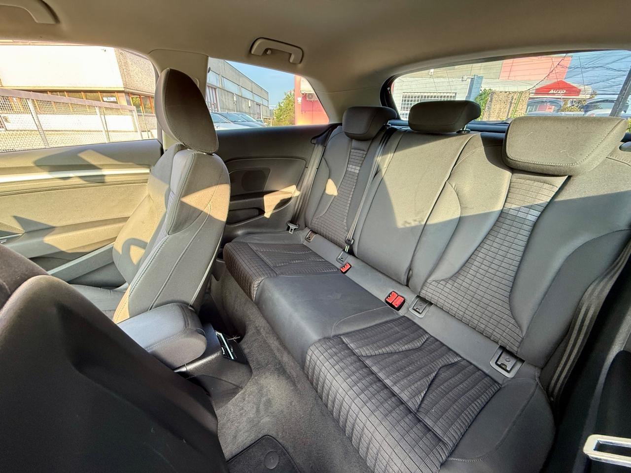 Audi A3 1.6 TDI 105CV - OK NEOPATENTATI 2014