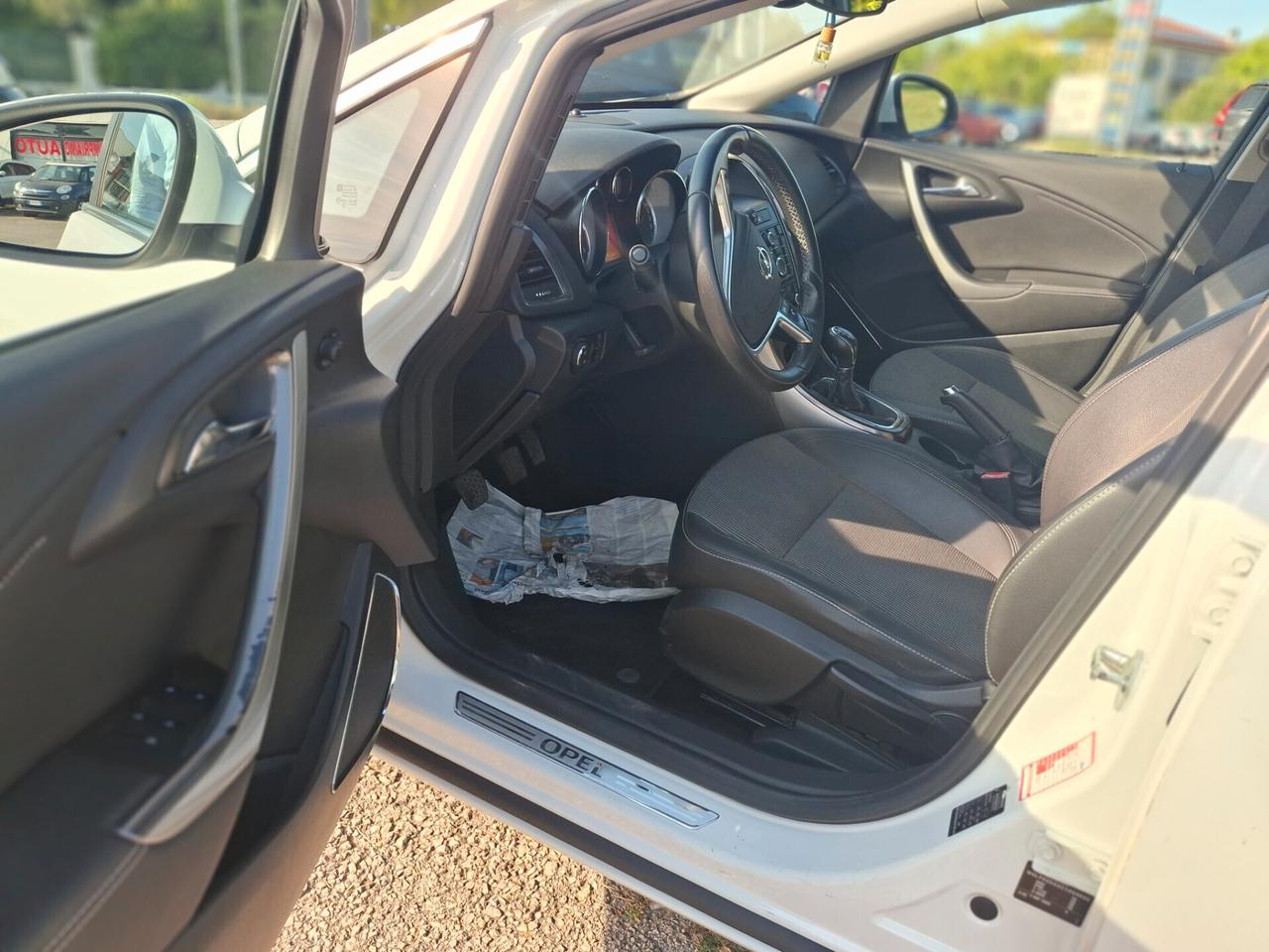 Opel Astra 1.7 CDTI 110CV 5 porte Cosmo, BERLINA