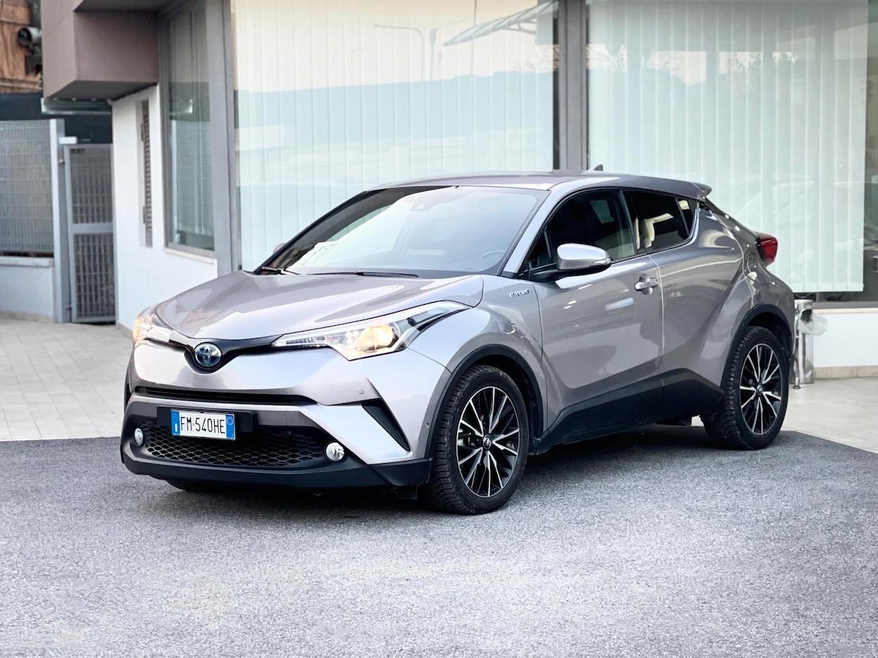 Toyota C-HR 1.8 Hybrid 98CV E6 Lounge Automatica - 2017