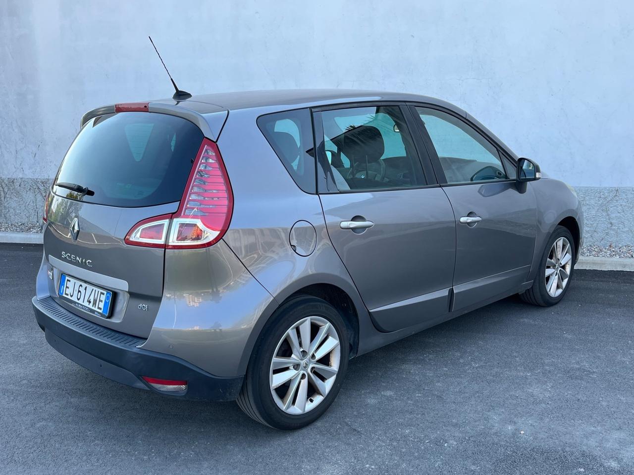 Renault Scenic Scénic X-Mod 1.9 dCi 130CV Luxe