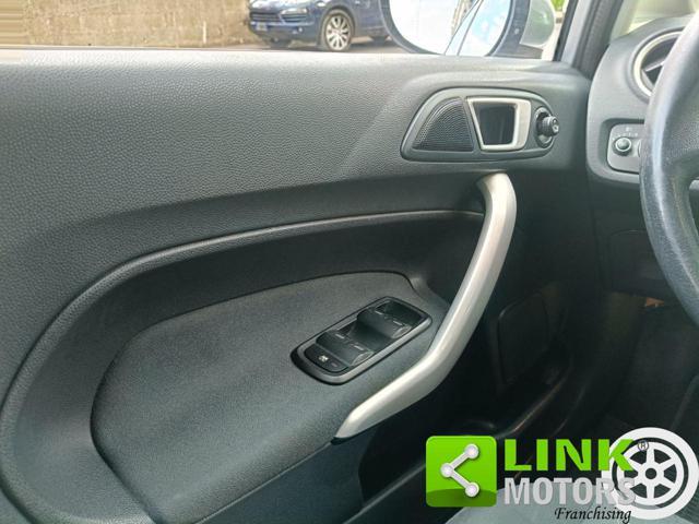 FORD Fiesta 1.4 aut. 5 porte Titanium
