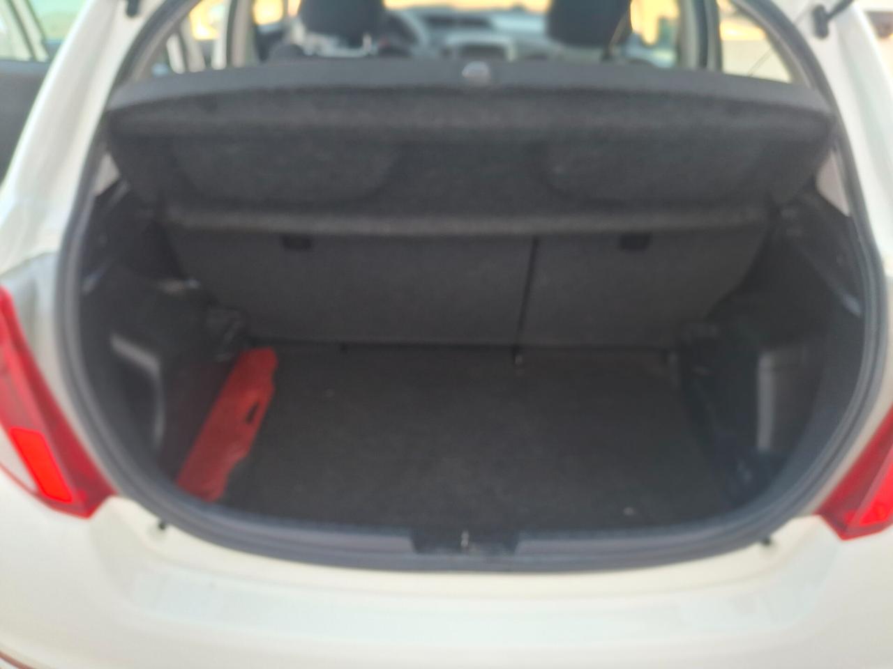 Toyota Yaris 1.0 GPL