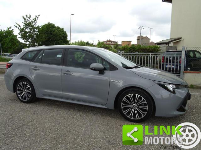 TOYOTA Corolla Touring Sports 2.0 Hybrid Business