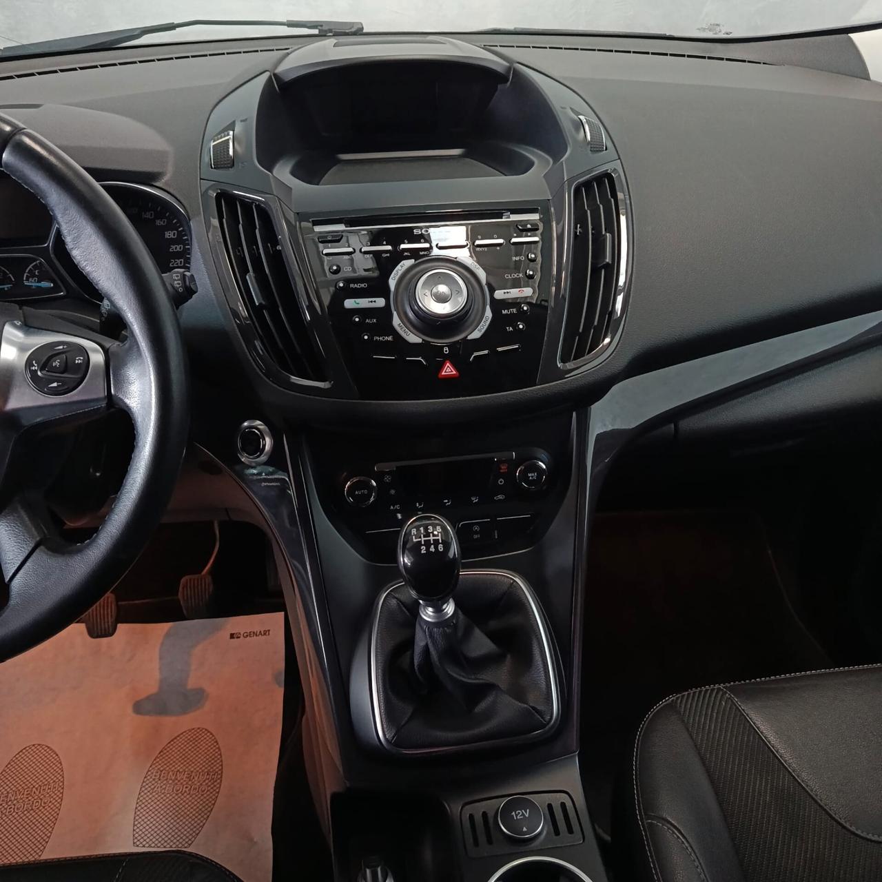 Ford KUGA 2.0 TDCI 4X4 TITANIUM EURO 6