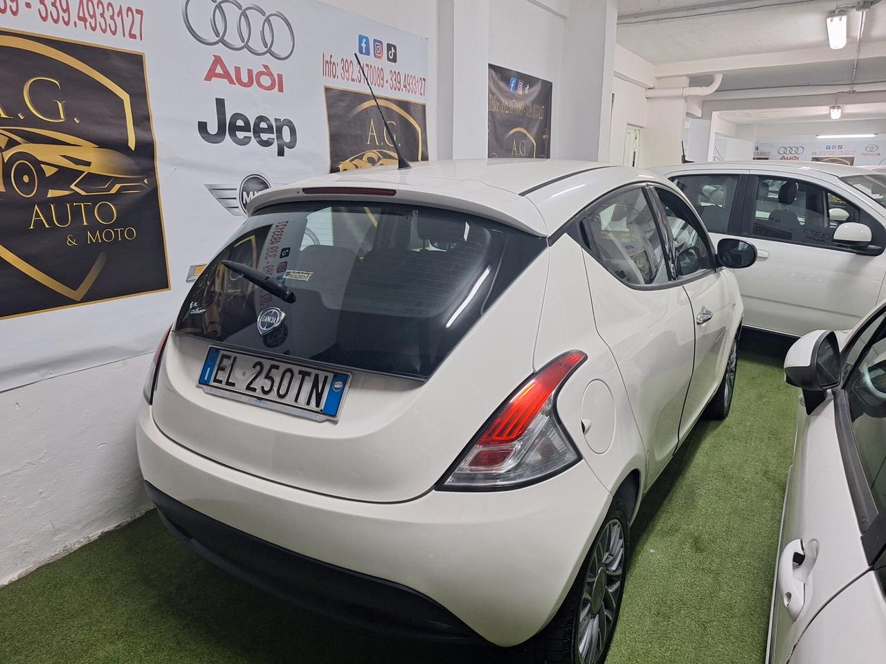 Lancia Ypsilon 1.2 69 CV 5 porte GPL Ecochic Gold