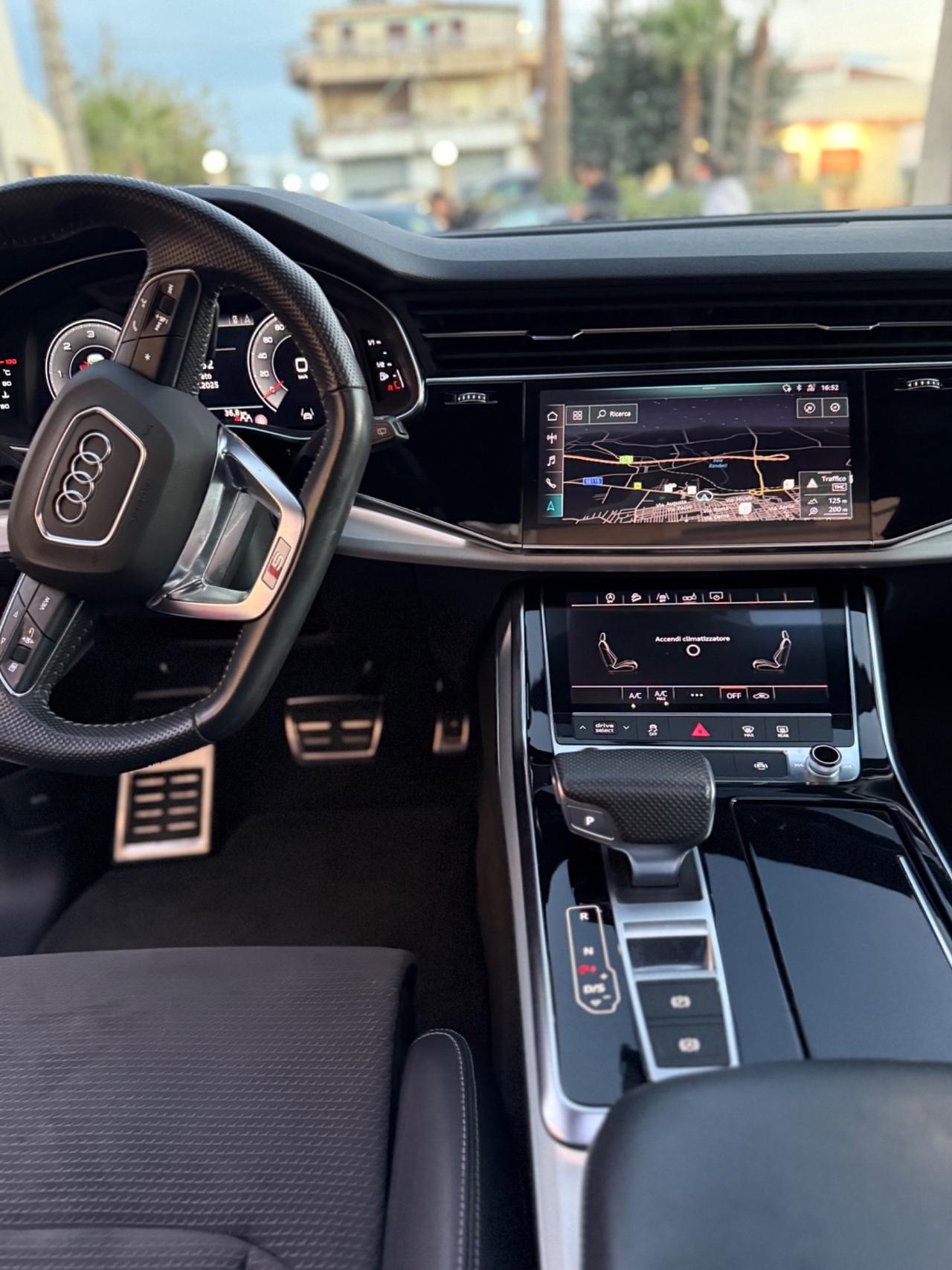 Audi Q8 50 TDI 286 CV quattro tiptronic Sport