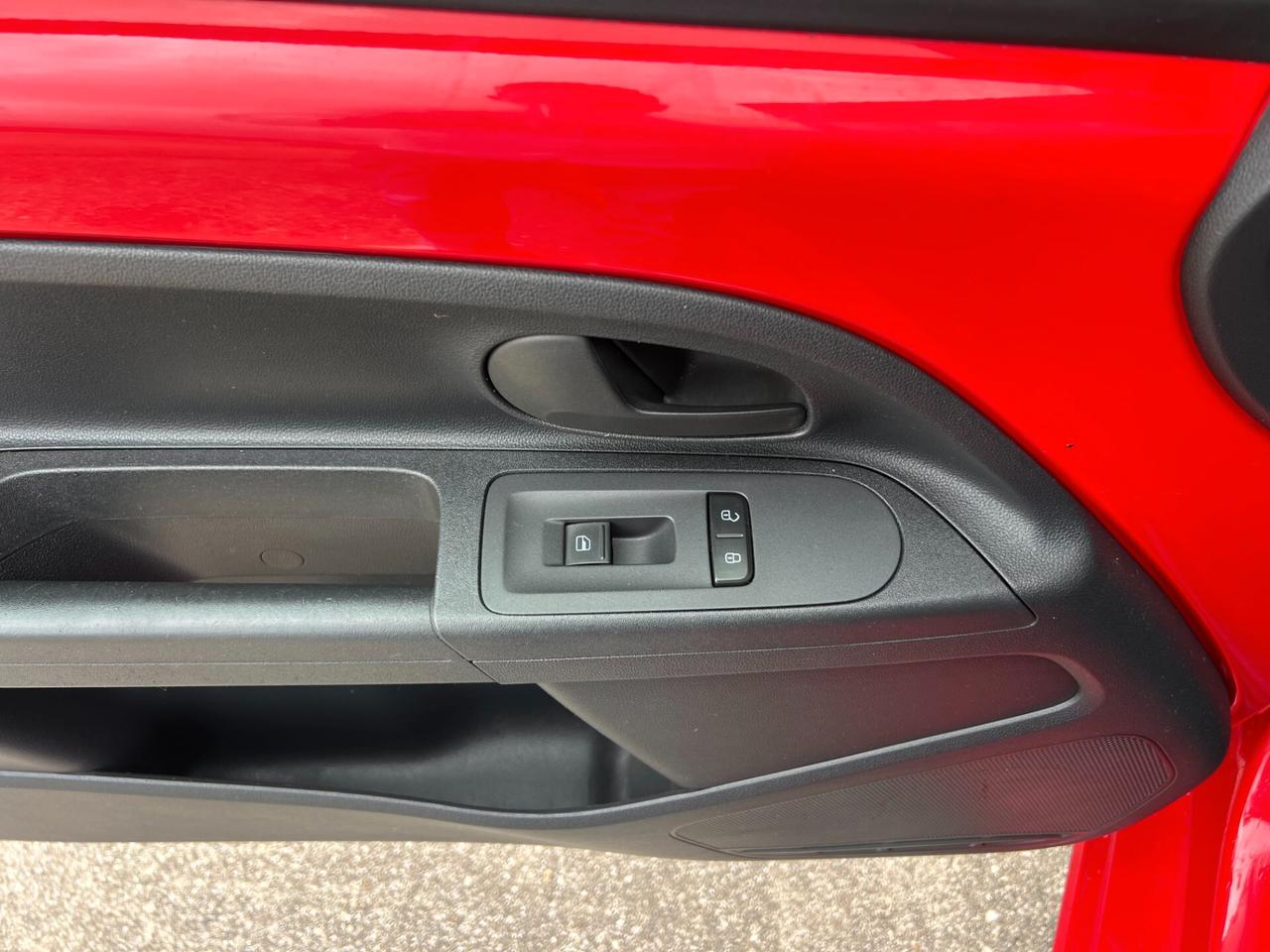 VW UP 1.0/UNICA PROPRIETARIA/GARANZIA