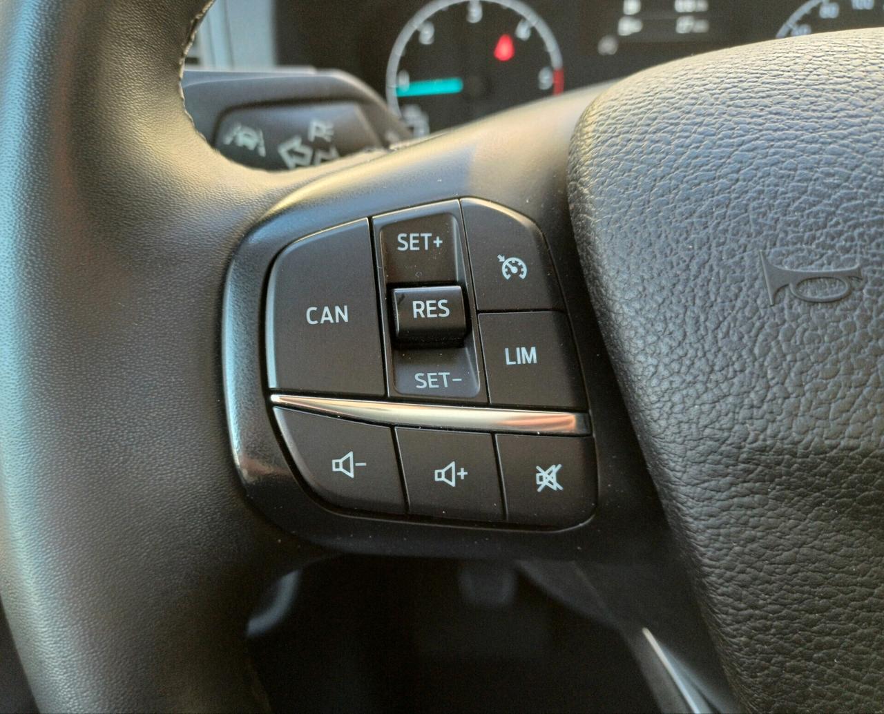 FORD TRANSIT 2.0 TDCI 130cv L2H2 FURGONE