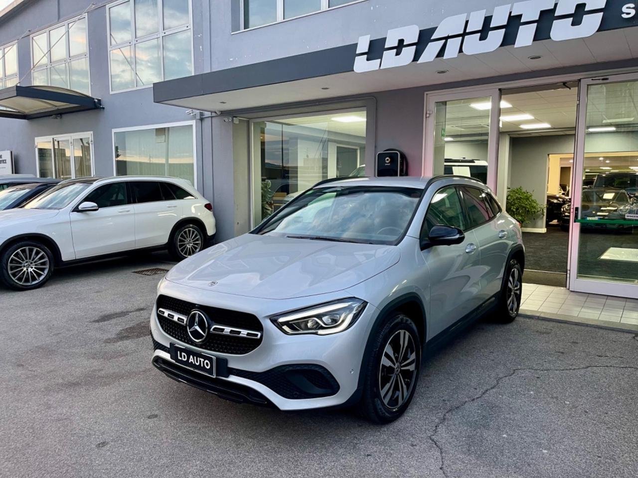 Mercedes-benz GLA 250 GLA 250 e Plug-in hybrid Automatic Premium