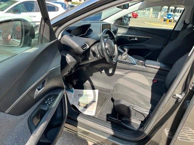 Peugeot 3008 BlueHDi 130 S&S Business