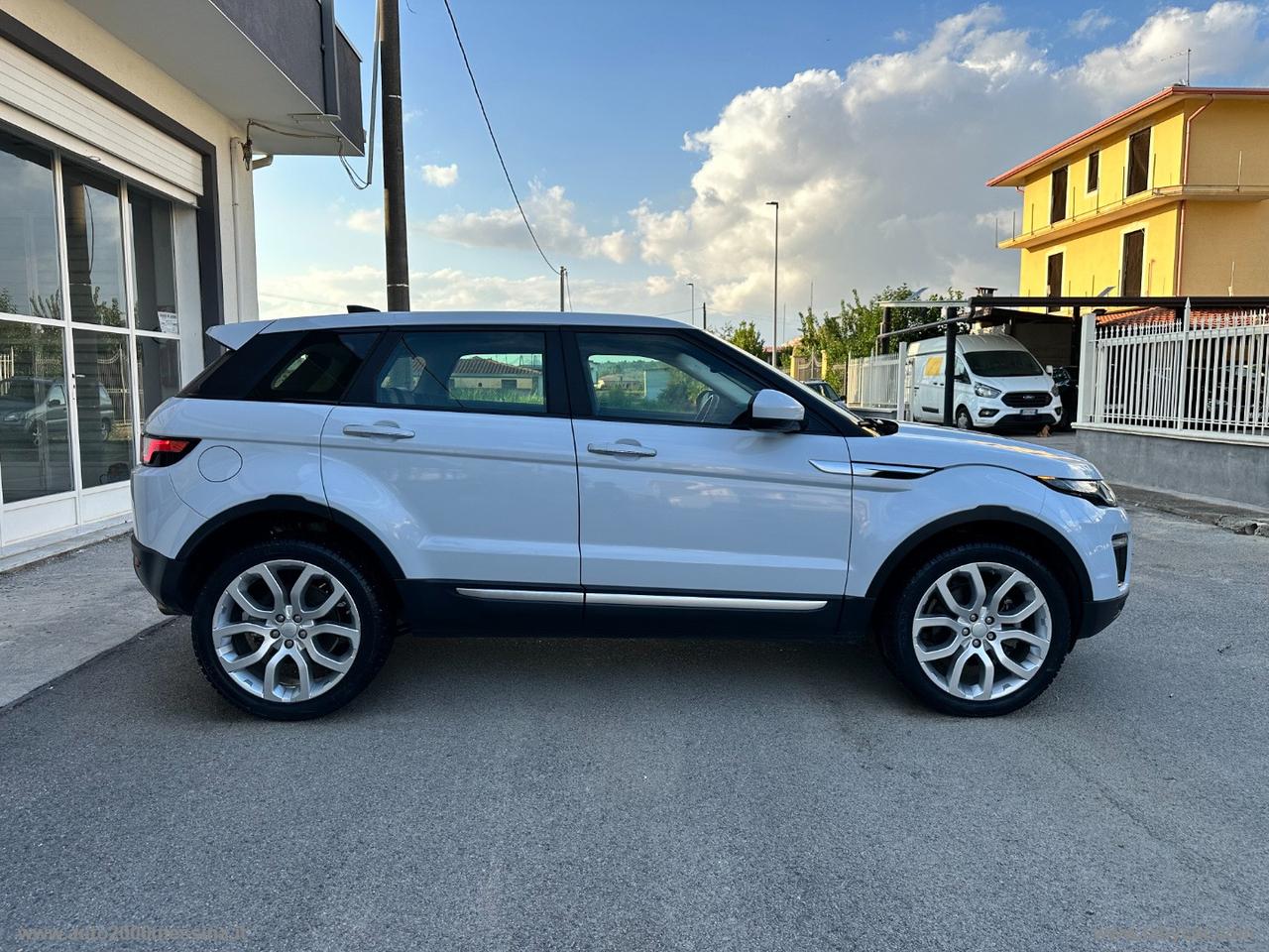 LAND ROVER RR Evoque 2.0 TD4 150 CV 5p. Bs Ed. SE