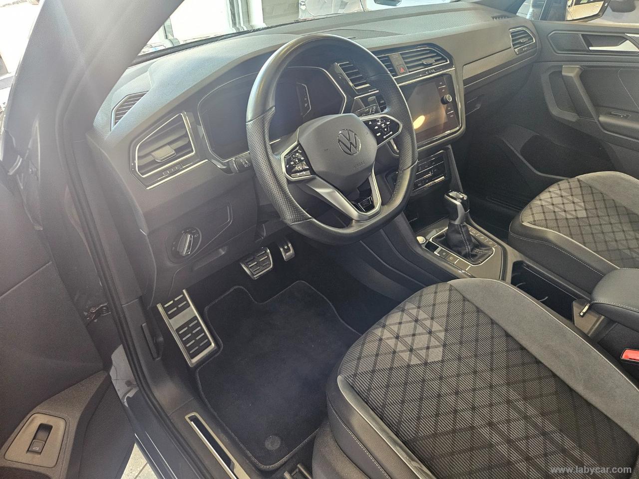 VOLKSWAGEN Tiguan 2.0 TDI 150CV SCR DSG R-Line