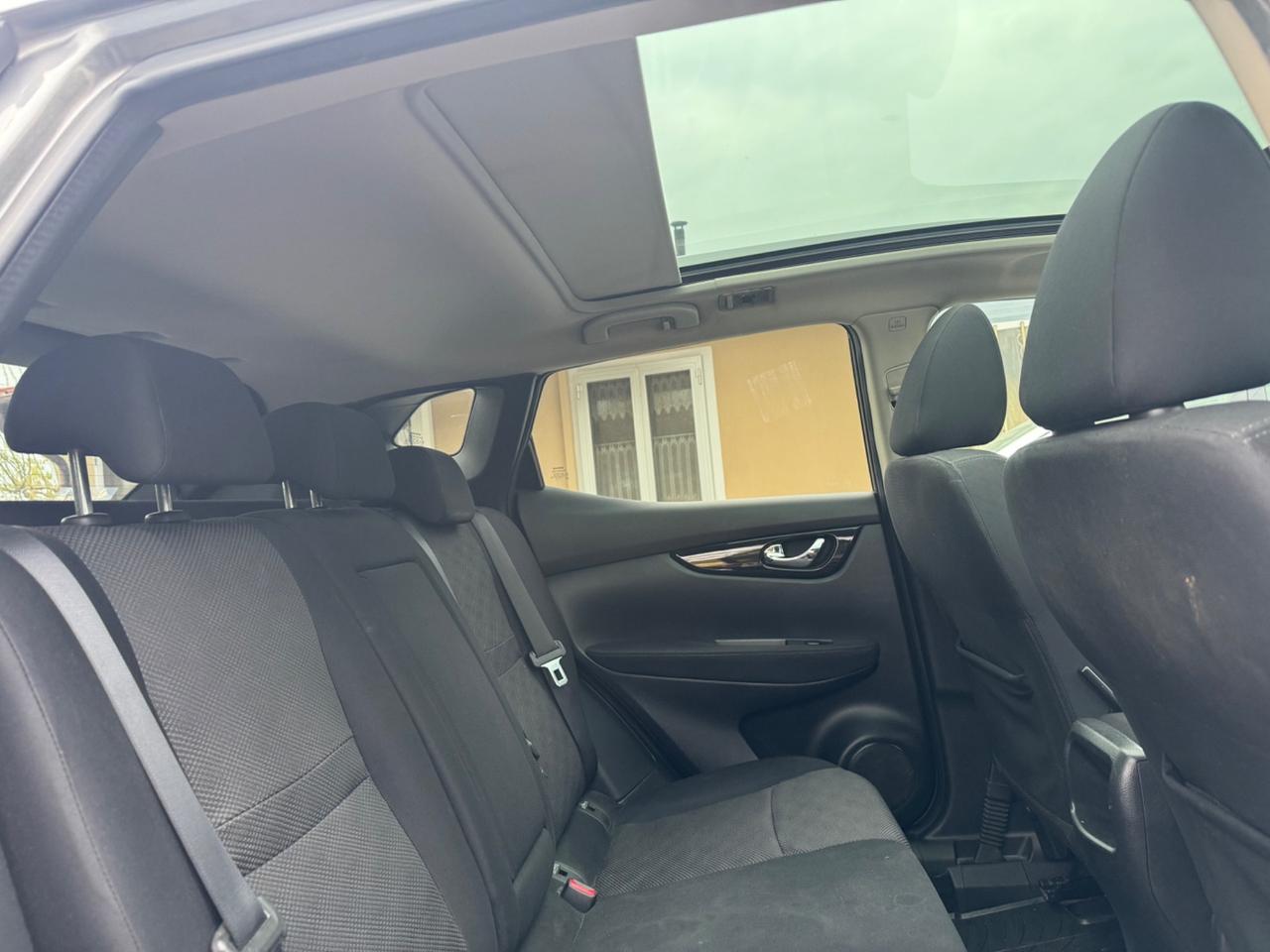 Nissan Qashqai 1.5 dCi Tekna