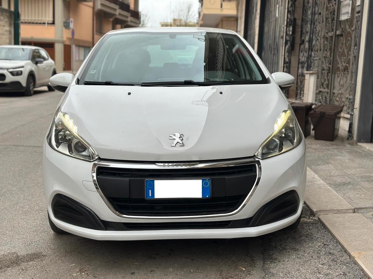 Peugeot 208 1.4 HDi 68CV 5 porte Allure