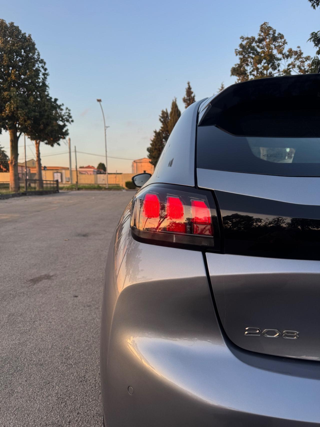 Peugeot 208 1.2 UNICO PROPRIETARIO