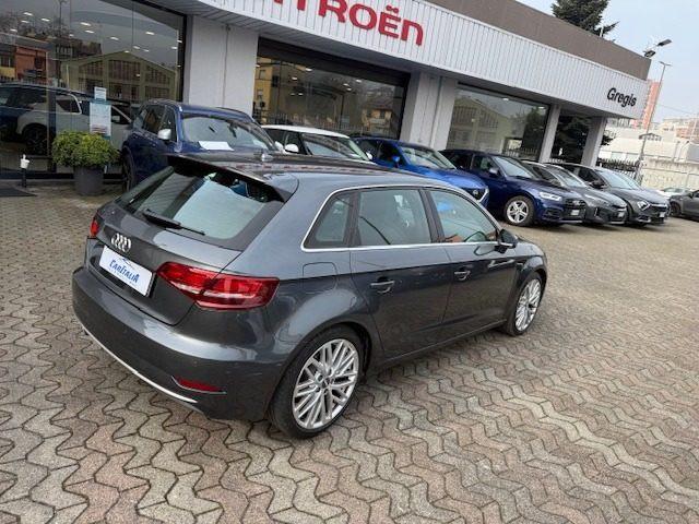 AUDI A3 1.6 TDI S tronic Sport S LINE