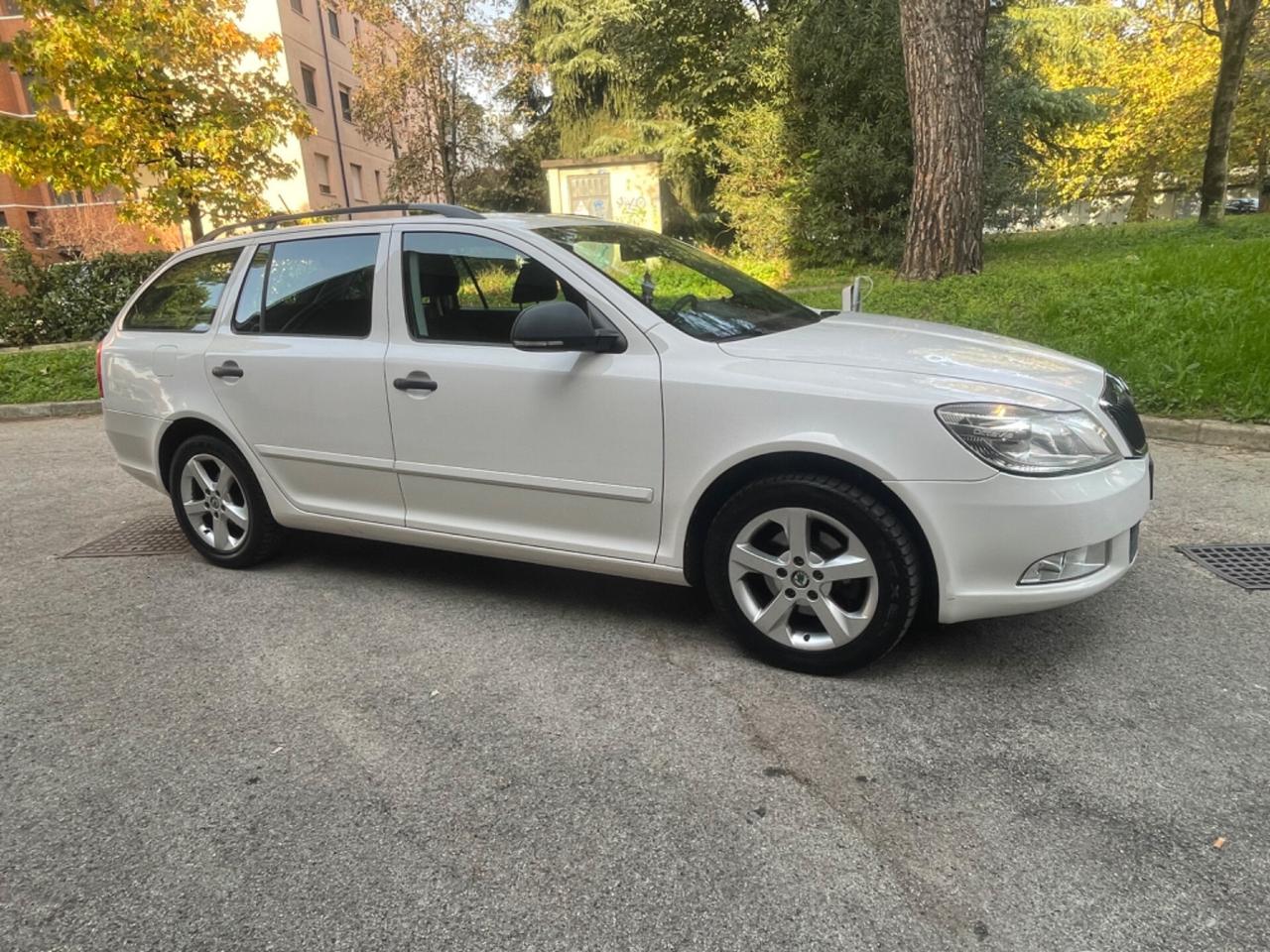 Skoda Octavia 1.6 TDI CR Pronta al uso