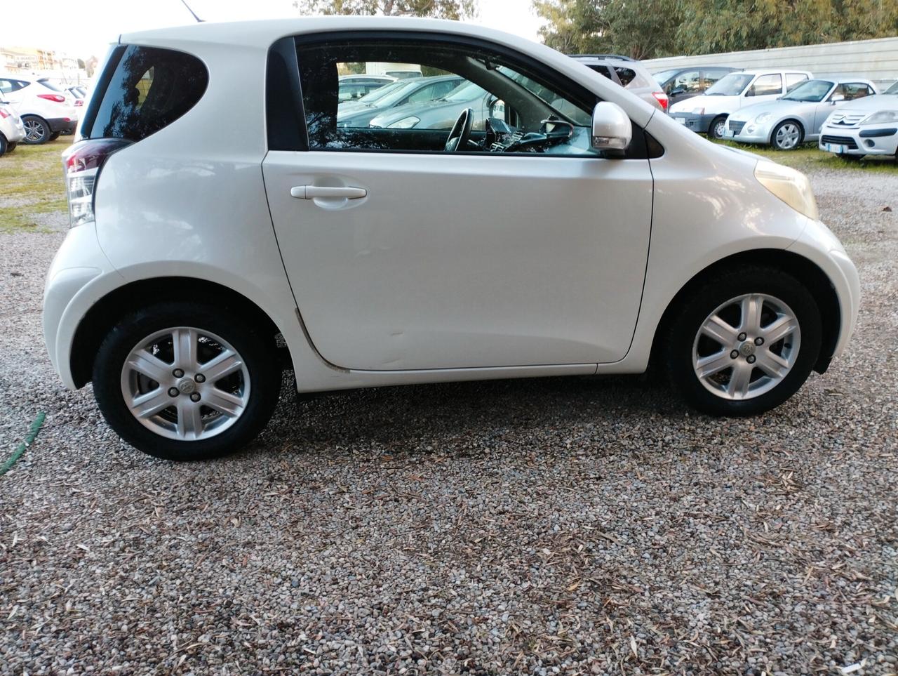 Toyota iQ 1.0 High