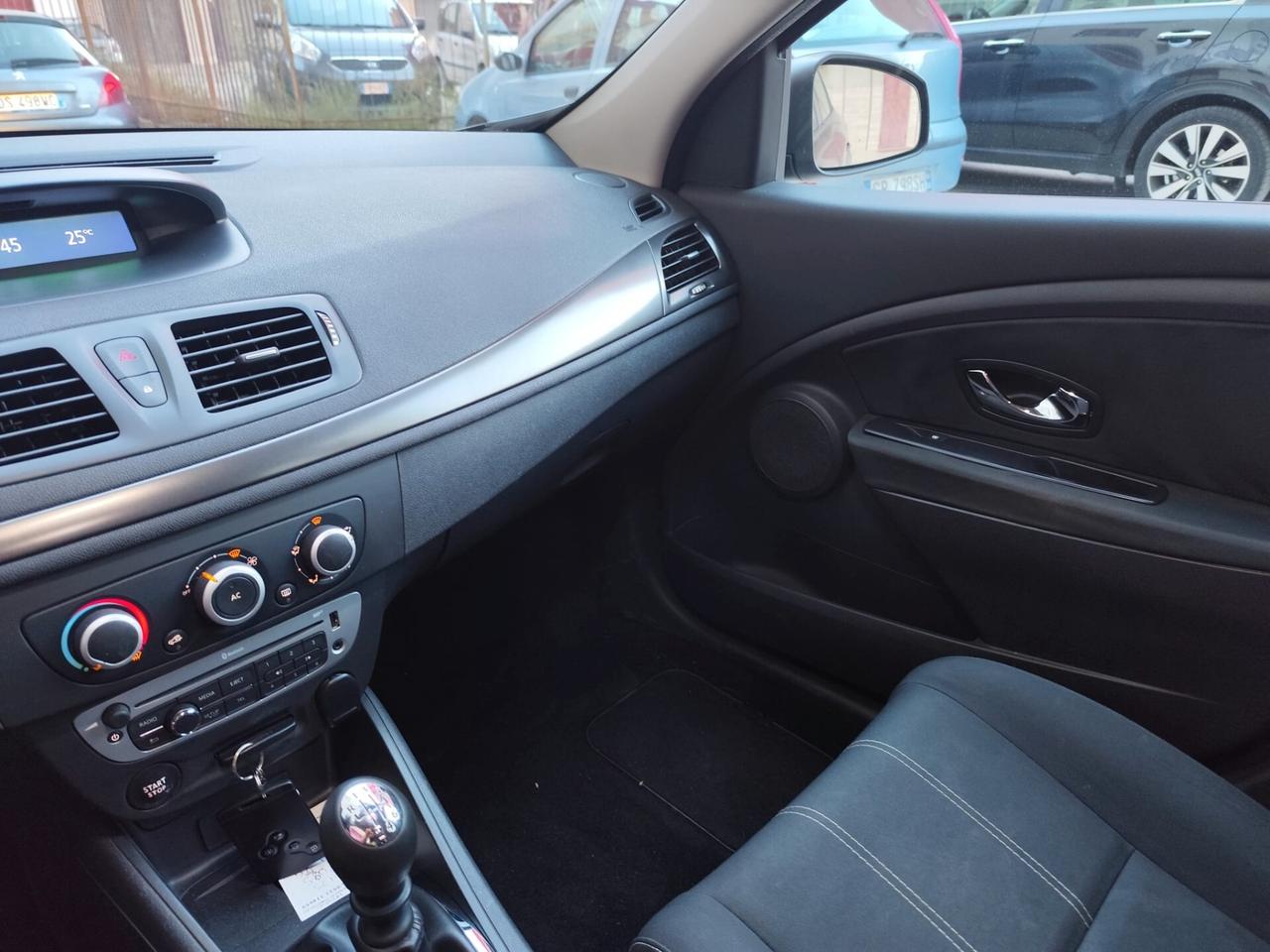 Renault Megane 1.5 dCi 95CV SporTour Limited