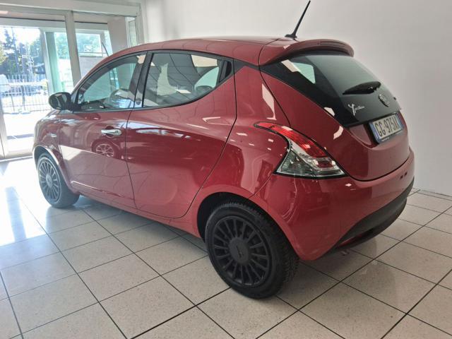 LANCIA Ypsilon 1.0 FireFly 5 porte S&S Hybrid Ecochic Gold