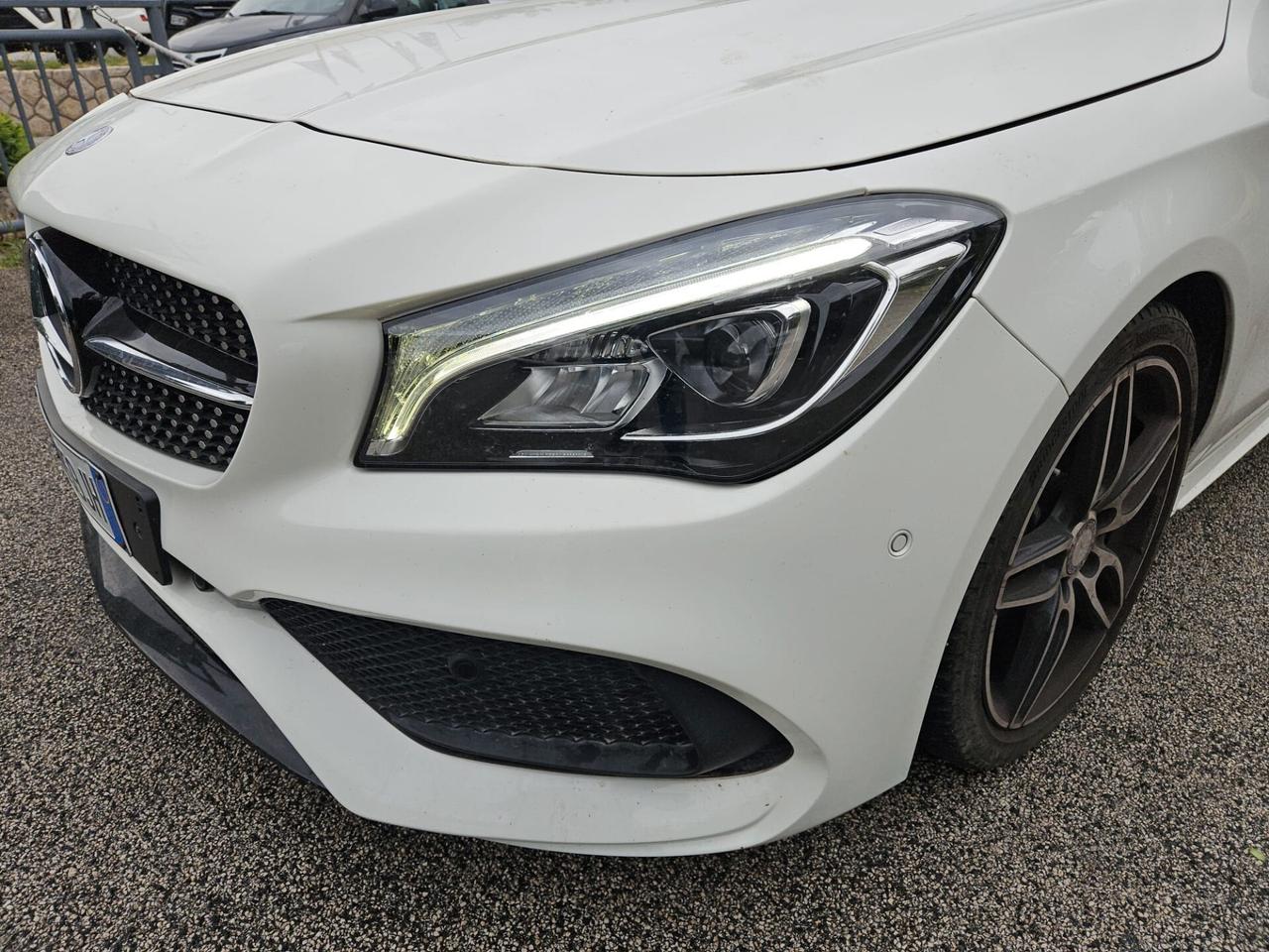 Mercedes-benz CLA 200 d Premium