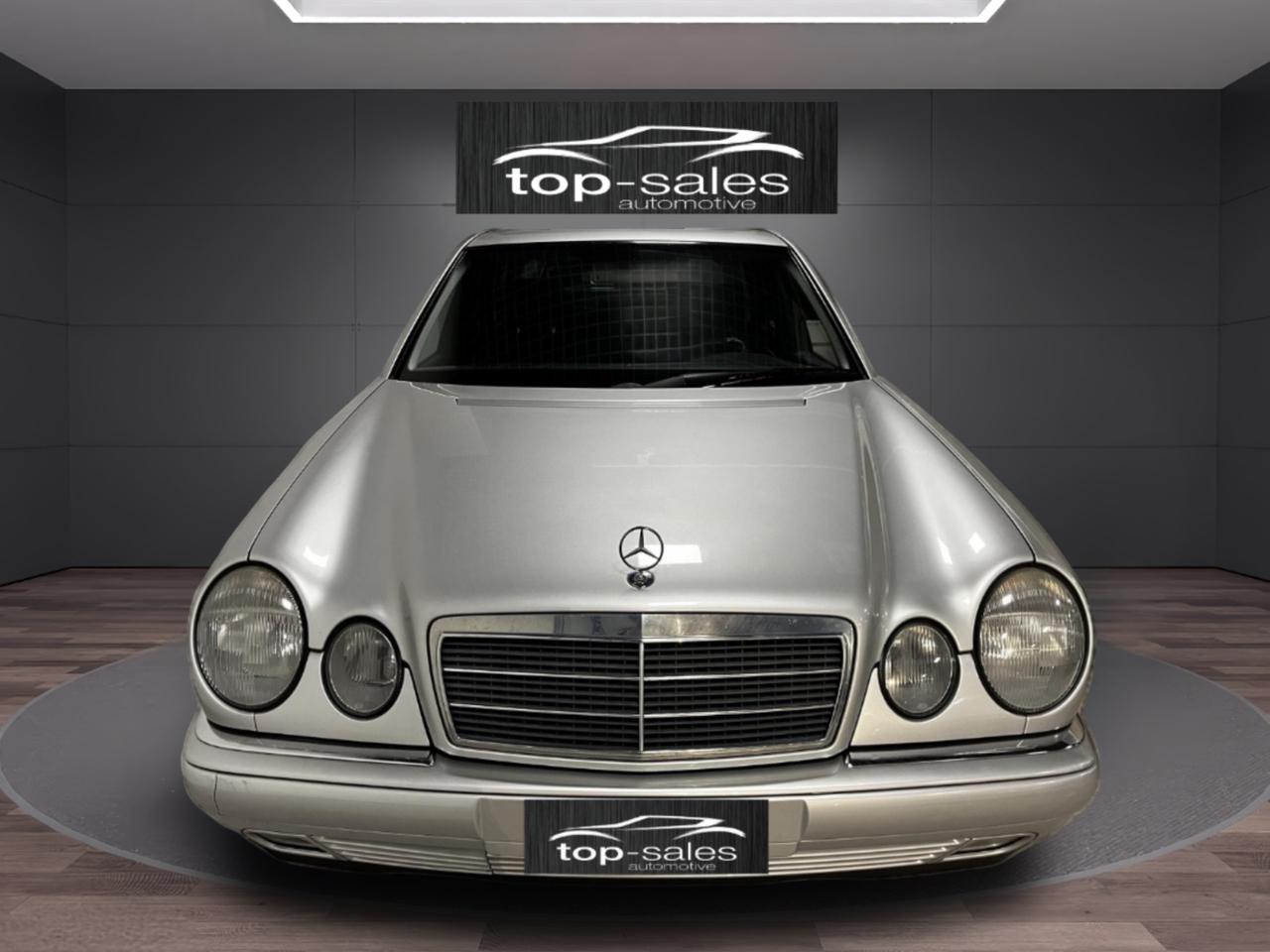 Mercedes-benz E 250 turbodiesel cat Elegance Perfetta