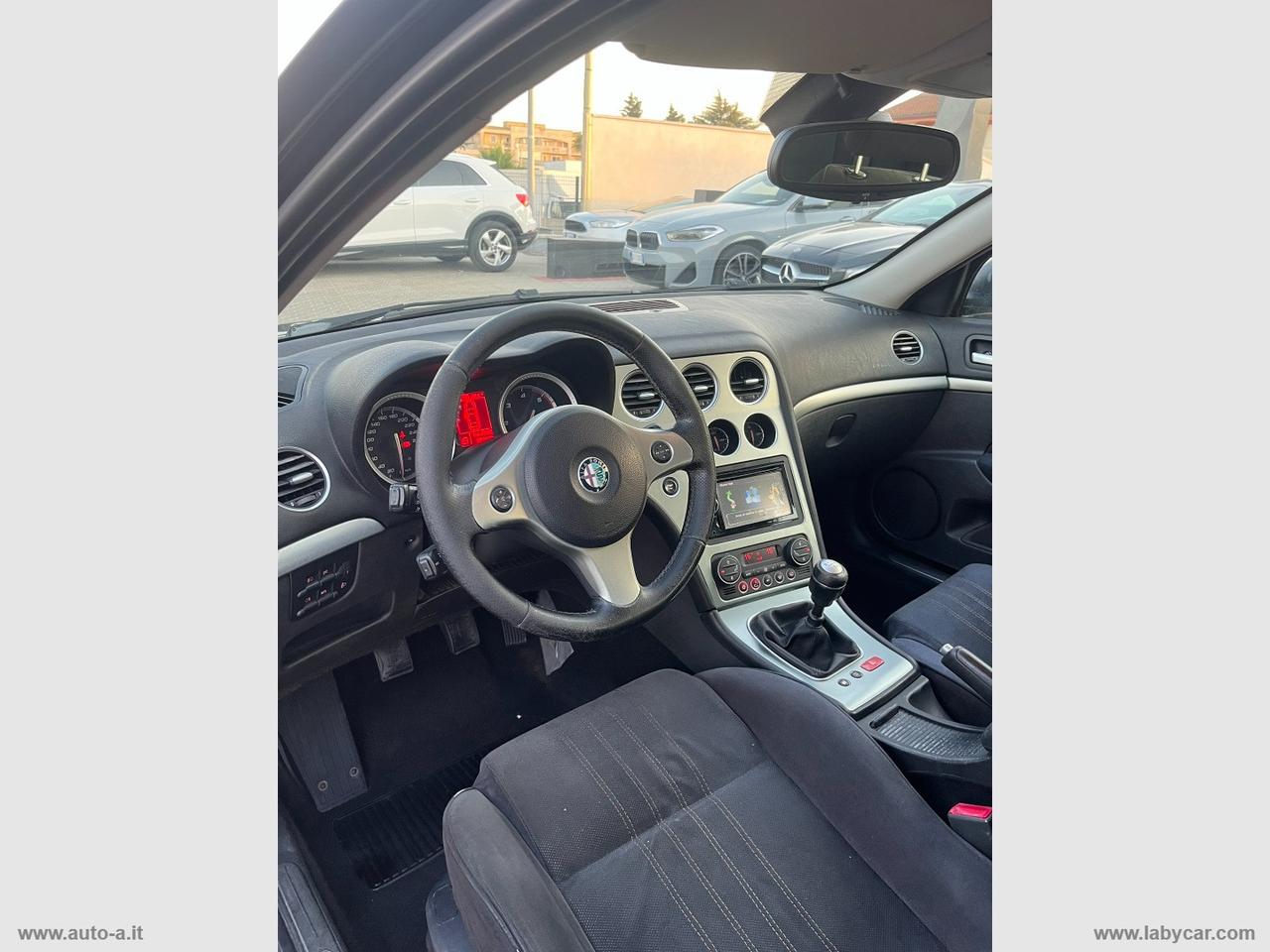 ALFA ROMEO 159 1.9 JTDm 16V SW Distinctive