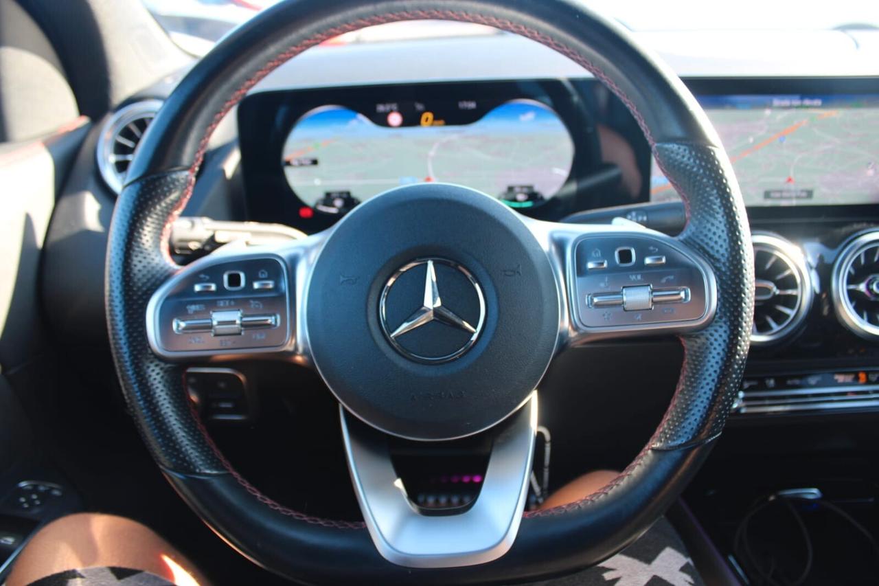 Mercedes-benz GLA 250 Tua A SOLI 452€ al mese Anticipo Zero