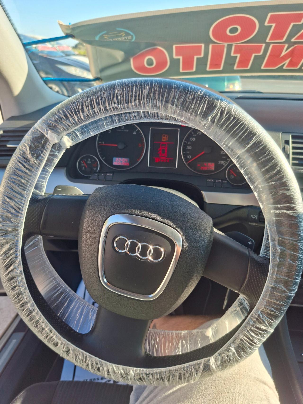 Audi A4 2.0 TDI con 12 mesi di Garanzia