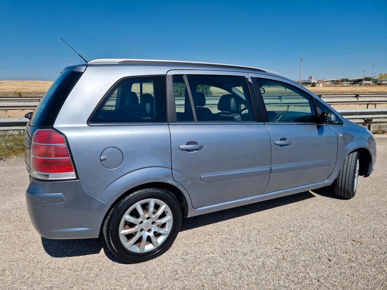 Opel Astra 1.9 CDTI 120CV Station Wagon Enjoy