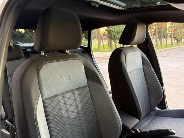 VOLKSWAGEN Taigo 1.0 TSI 110 CV DSG R-Line TETTO APR/PAN