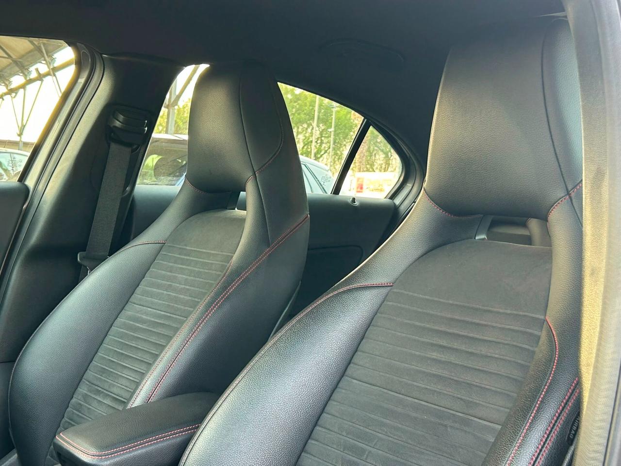 Mercedes-benz A 180 d Premium