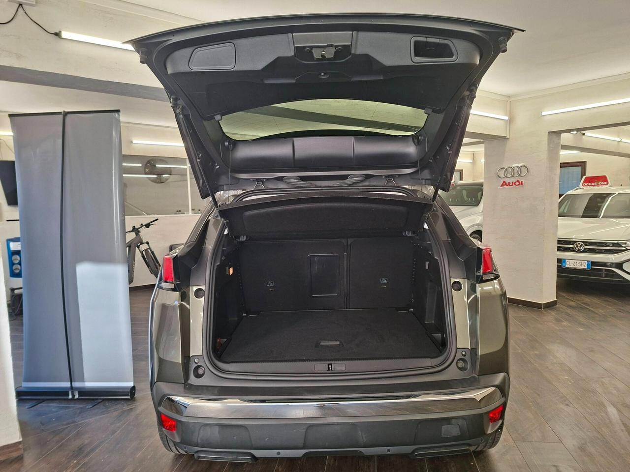 Peugeot 3008 BlueHDi 130 S&S EAT8 Business