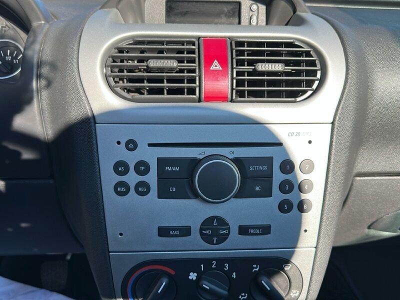 Opel Tigra TwinTop Tigra TwinTop 1.4 16V Sport