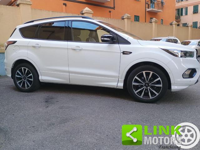 FORD Kuga 1.5 EcoBoost 120 CV S&S 2WD ST-Line
