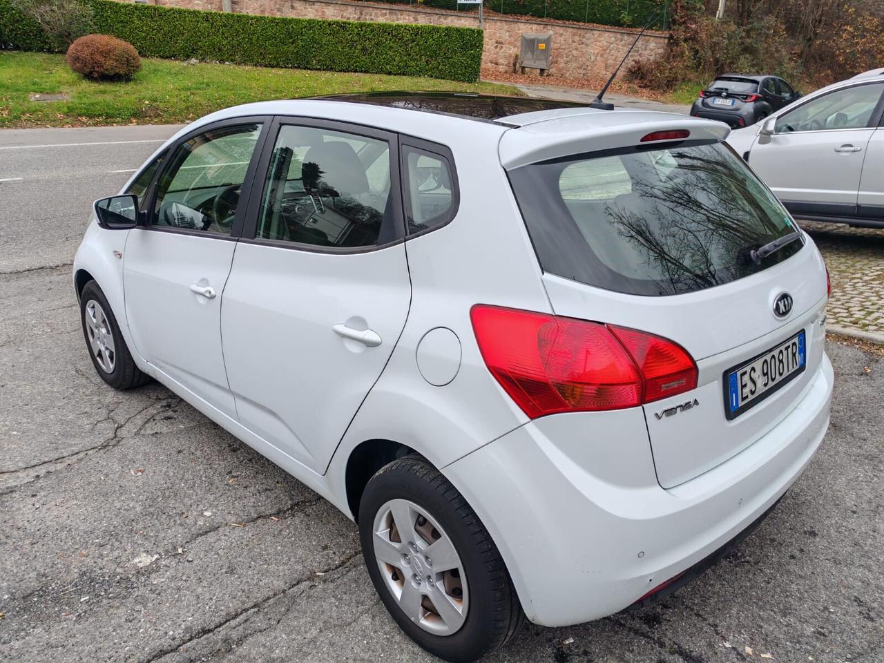 Kia Venga 1.4 CRDi 90CV Easy