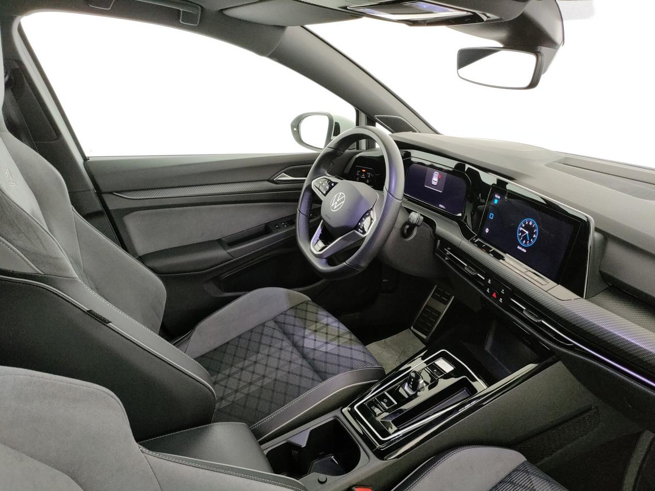 Volkswagen Golf 2.0 tdi r-line 150cv dsg